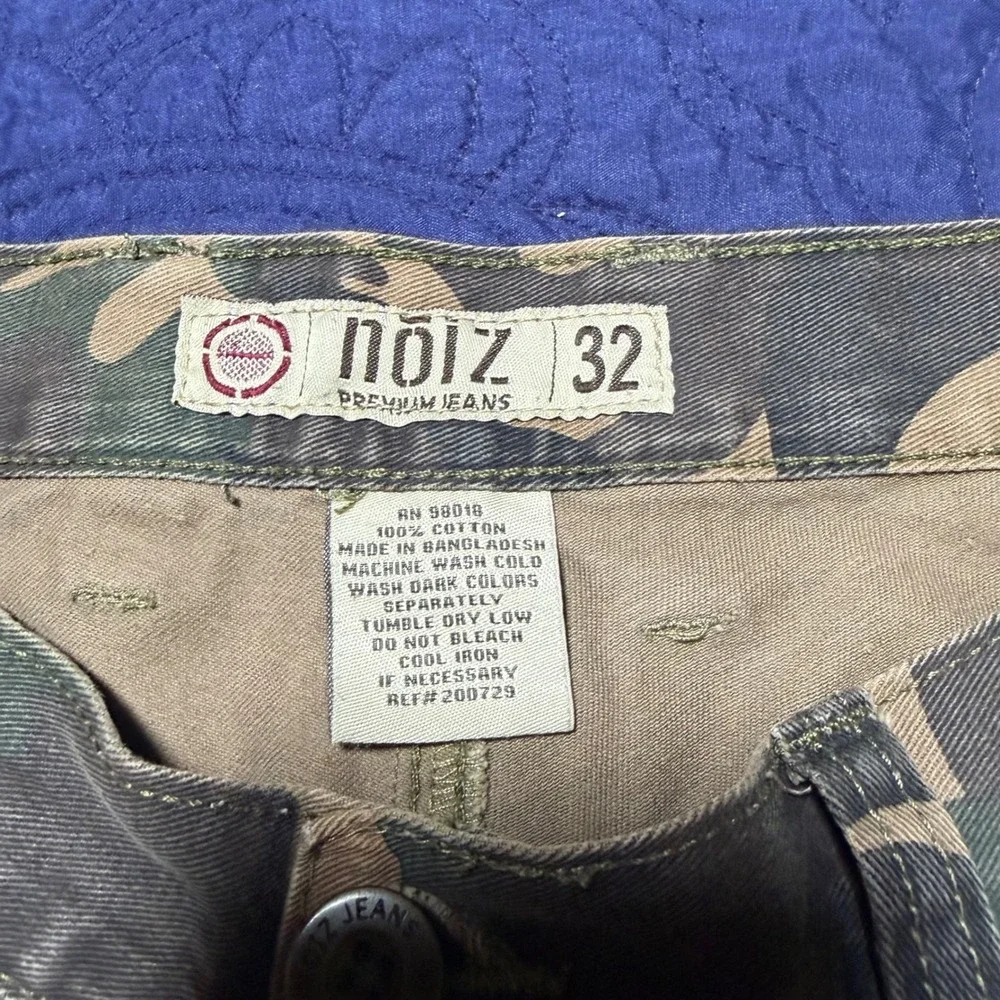 Noiz Cargo Shorts Mens 32 Camo Green Distressed Tactical Utility Gorpcore Y2K